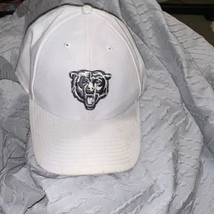White bears hat